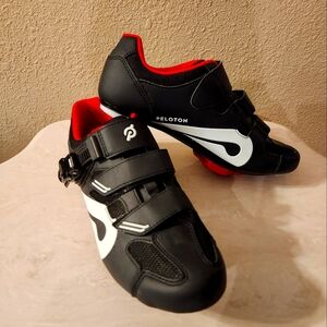 Peloton cycling shoes